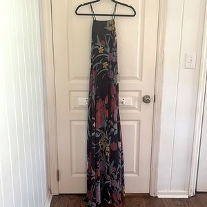 NWT Lulu’s Maxi Halter Dress